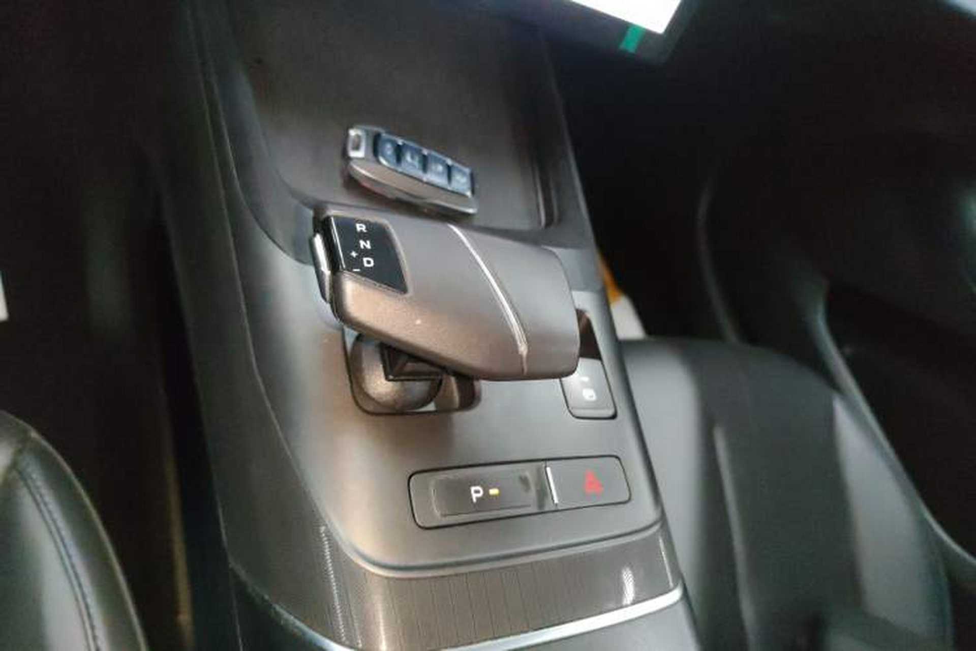 Used CHANGAN Eado DD 2023 Blue Whale NE 1.5T GDI DCT Luxury Edition Gear Lever