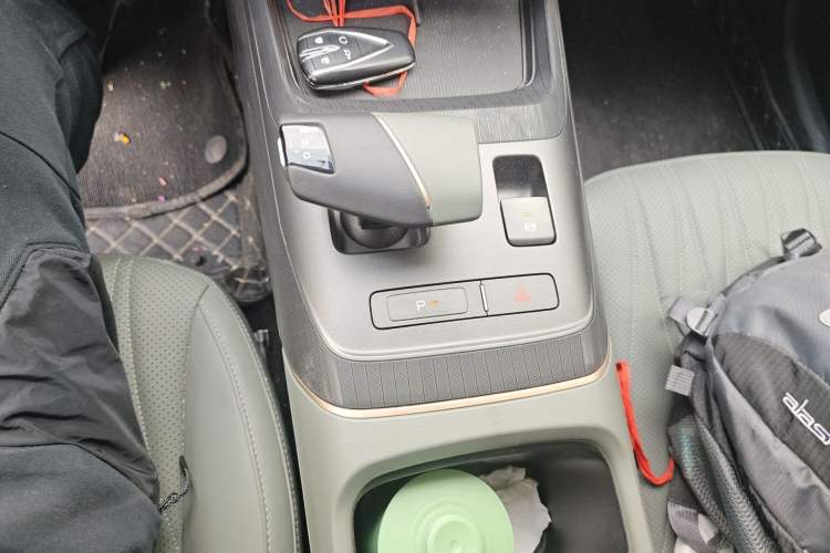 Used CHANGAN Eado DD 2023 Blue Whale NE 1.5T GDI DCT Luxury Edition Gear Lever