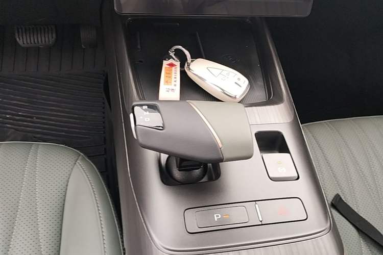 Used CHANGAN Eado DD 2023 Blue Whale NE 1.5T GDI DCT Flagship Model Gear Lever