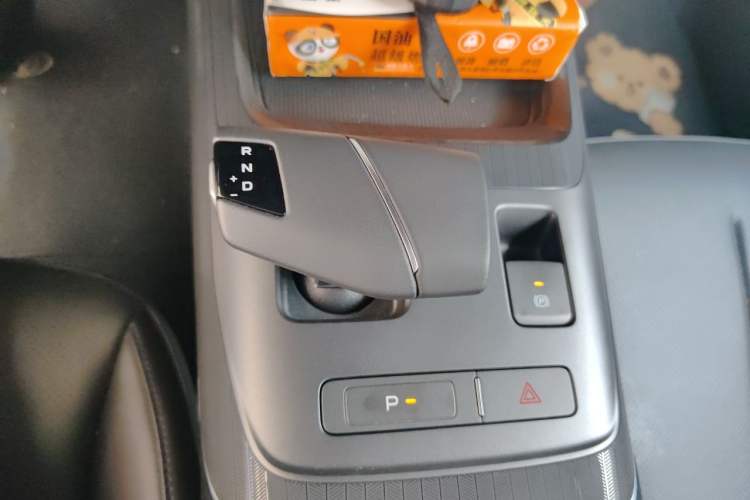 Used CHANGAN Eado DD 2023 Blue Whale NE 1.5T GDI DCT Prestige Model Gear Lever
