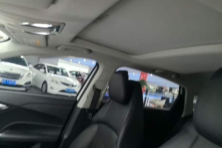 Used CHANGAN Eado DD 2023 Blue Whale NE 1.5T GDI DCT Luxury Edition Headliner