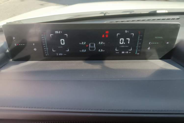 Used CHANGAN Eado DD 2023 Blue Whale NE 1.5T GDI DCT Luxury Edition Instrument Cluster