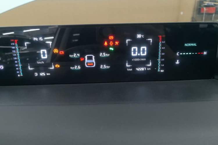 Used CHANGAN Eado DD 2023 Blue Whale NE 1.5T GDI DCT Luxury Edition Instrument Cluster