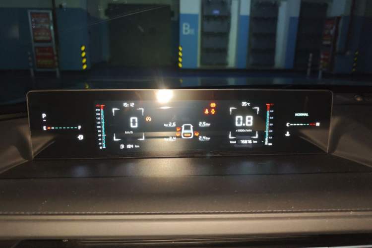 Used CHANGAN Eado DD 2023 Blue Whale NE 1.5T GDI DCT Luxury Edition Instrument Cluster