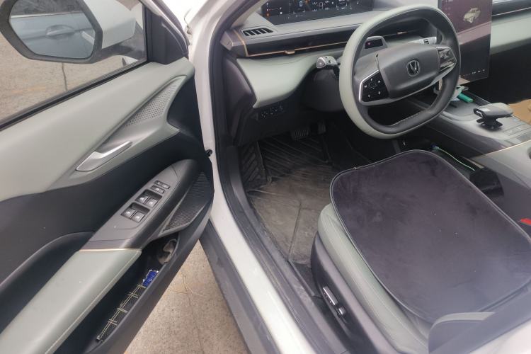Used CHANGAN Eado DD 2023 Blue Whale NE 1.5T GDI DCT Navigation Model Interior 3
