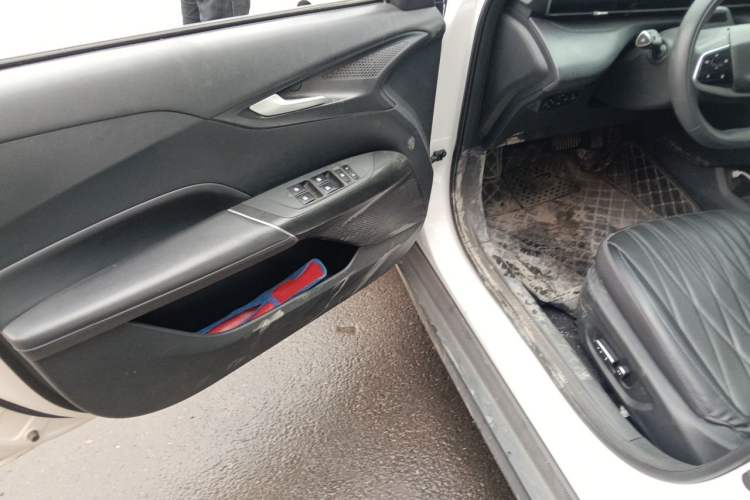 Used CHANGAN Eado DD 2023 Blue Whale NE 1.5T GDI DCT Navigation Model Interior 3