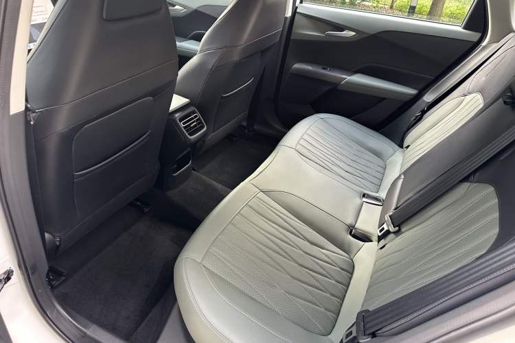 Used CHANGAN Eado DD 2023 Blue Whale NE 1.5T GDI DCT Flagship Model Interior 5