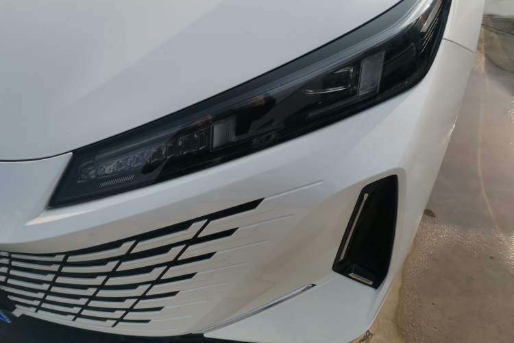 Used CHANGAN Eado DD 2023 Blue Whale NE 1.5T GDI DCT Luxury Edition Left Front Headlight