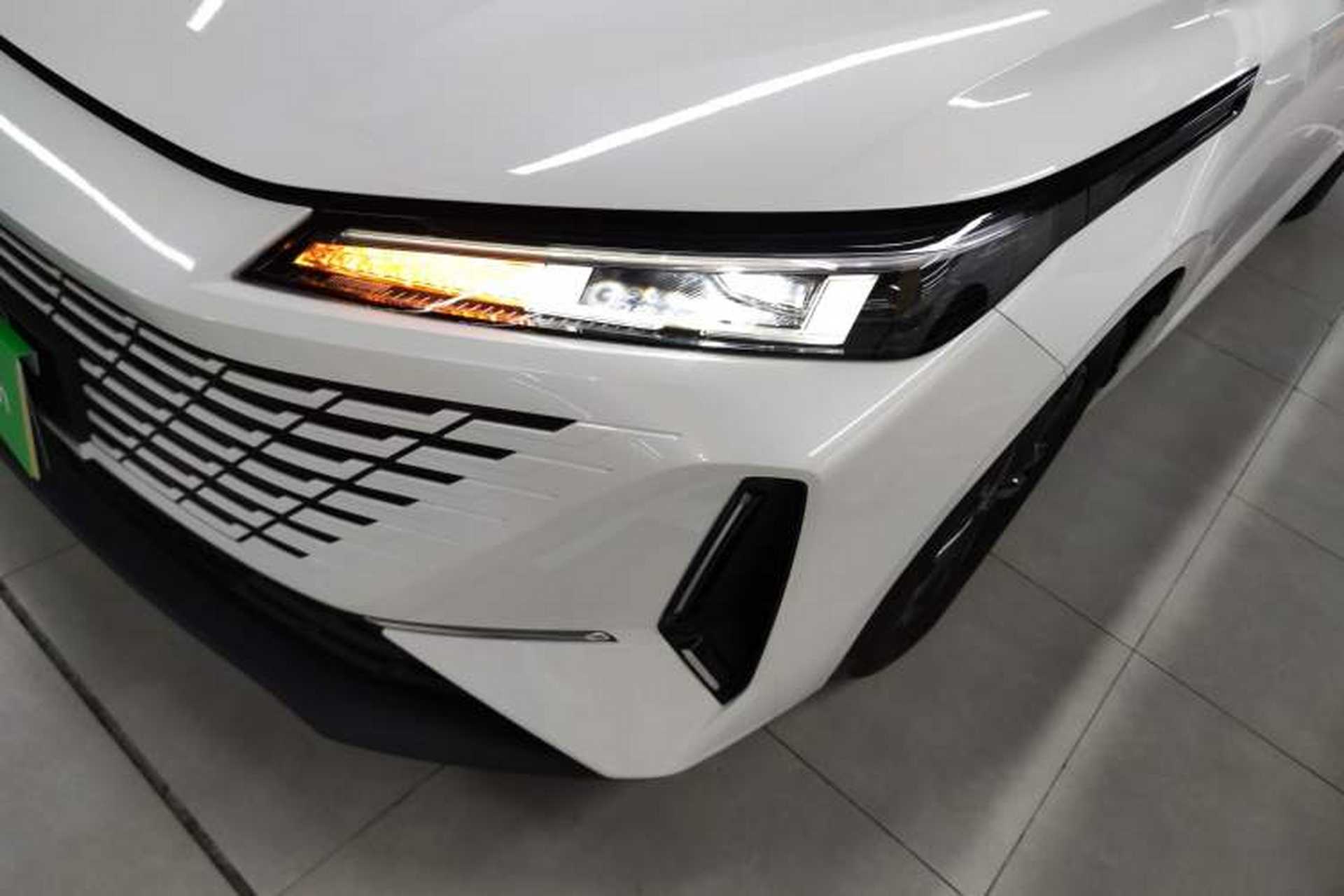 Used CHANGAN Eado DD 2023 Blue Whale NE 1.5T GDI DCT Luxury Edition Left Front Headlight
