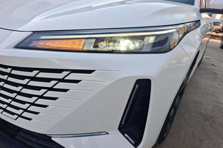 Used CHANGAN Eado DD 2023 Blue Whale NE 1.5T GDI DCT Flagship Model Left Front Headlight