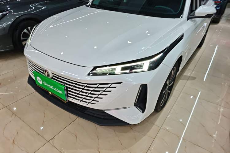 Used CHANGAN Eado DD 2023 Blue Whale NE 1.5T GDI DCT Navigation Model Left Front Headlight