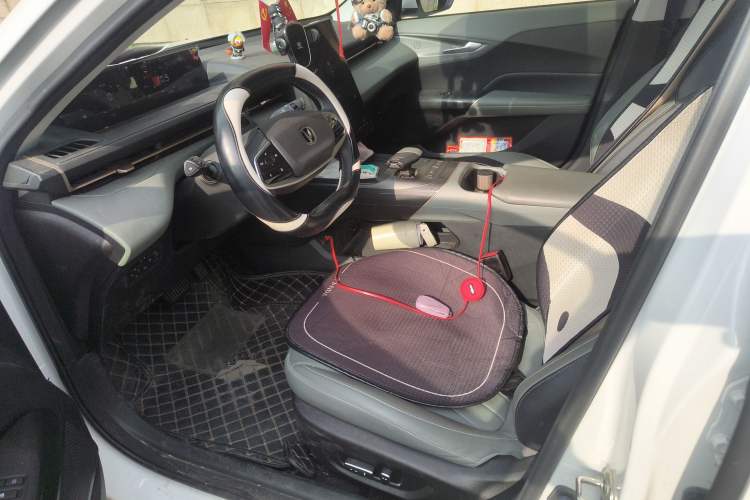 Used CHANGAN Eado DD 2023 Blue Whale NE 1.5T GDI DCT Navigation Model Left Front Seat