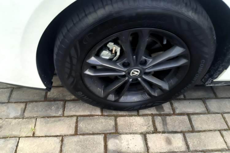 Used CHANGAN Eado DD 2023 Blue Whale NE 1.5T GDI DCT Luxury Edition Left Front Wheel Hub