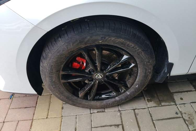 Used CHANGAN Eado DD 2023 Blue Whale NE 1.5T GDI DCT Luxury Edition Left Front Wheel Hub
