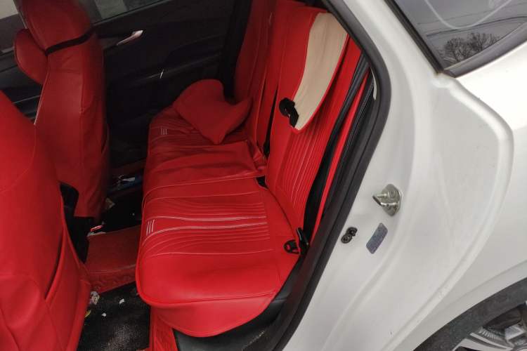 Used CHANGAN Eado DD 2023 Blue Whale NE 1.5T GDI DCT Navigation Model Left Rear Seat