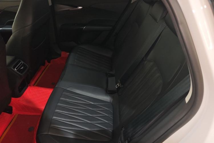 Used CHANGAN Eado DD 2023 Blue Whale NE 1.5T GDI DCT Navigation Model Left Rear Seat