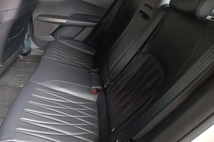 Used CHANGAN Eado DD 2023 Blue Whale NE 1.5T GDI DCT Flagship Model Left Rear Seat