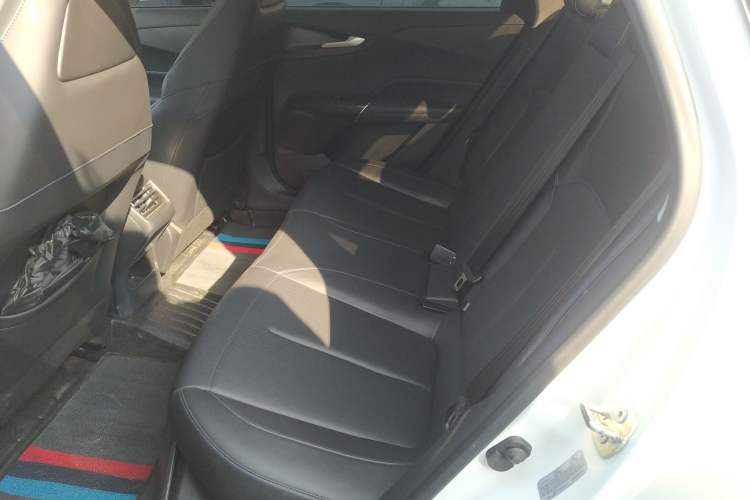 Used CHANGAN Eado DD 2023 Blue Whale NE 1.5T GDI DCT Luxury Edition Left Rear Seat