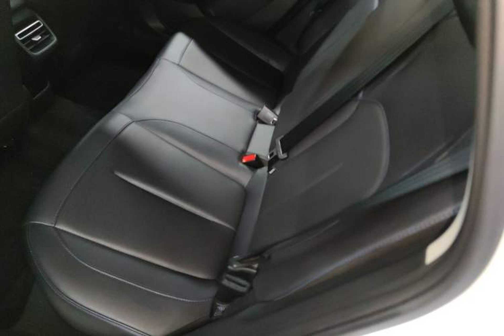Used CHANGAN Eado DD 2023 Blue Whale NE 1.5T GDI DCT Luxury Edition Left Rear Seat