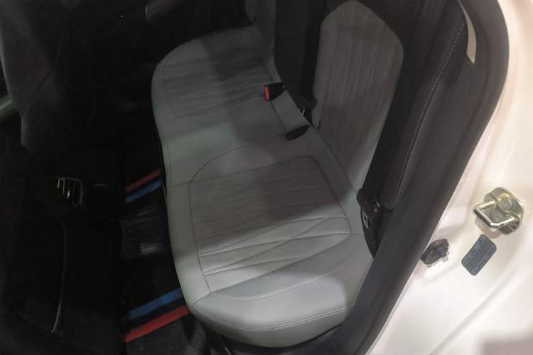 Used CHANGAN Eado DD 2023 Blue Whale NE 1.5T GDI DCT Navigation Model Left Rear Seat