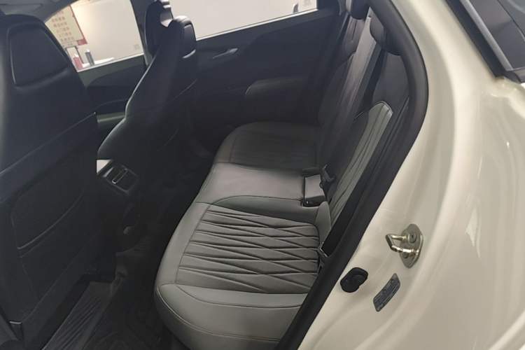 Used CHANGAN Eado DD 2023 Blue Whale NE 1.5T GDI DCT Navigation Model Left Rear Seat