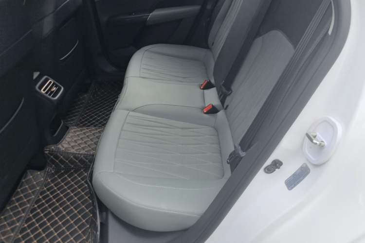 Used CHANGAN Eado DD 2023 Blue Whale NE 1.5T GDI DCT Navigation Model Left Rear Seat