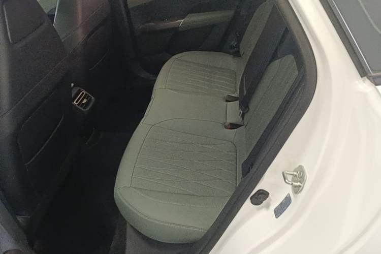 Used CHANGAN Eado DD 2023 Blue Whale NE 1.5T GDI DCT Flagship Model Left Rear Seat