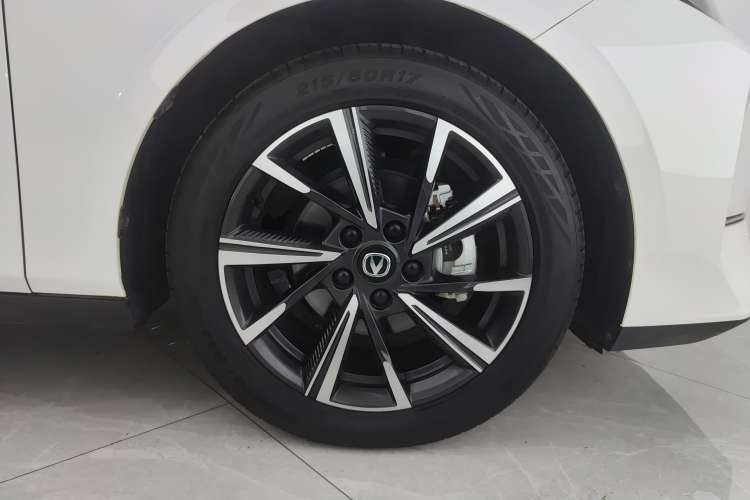 Used CHANGAN Eado DD 2023 Blue Whale NE 1.5T GDI DCT Navigation Model Left Rear Wheel Hub