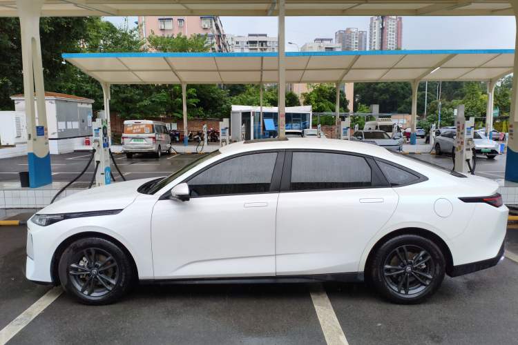 Used CHANGAN Eado DD 2023 Blue Whale NE 1.5T GDI DCT Luxury Edition Left Side
