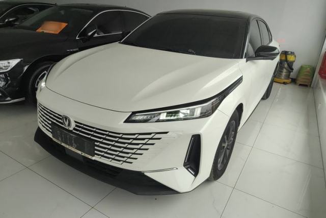 Used CHANGAN Eado DD 2023 Blue Whale NE 1.5T GDI DCT Luxury Edition