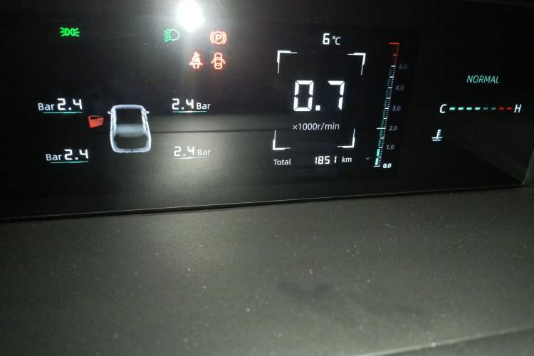 Used CHANGAN Eado DD 2023 Blue Whale NE 1.5T GDI DCT Luxury Edition Odometer Close Up