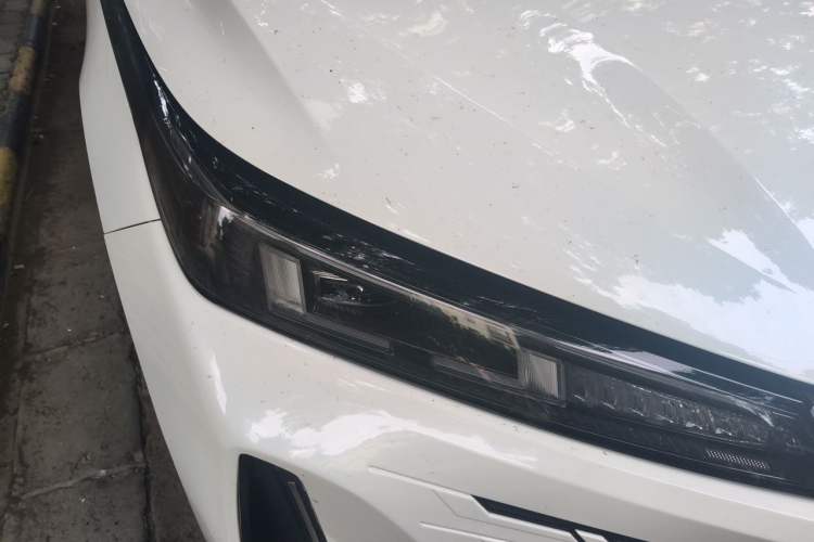 Used CHANGAN Eado DD 2023 Blue Whale NE 1.5T GDI DCT Navigation Model Right Front Headlight