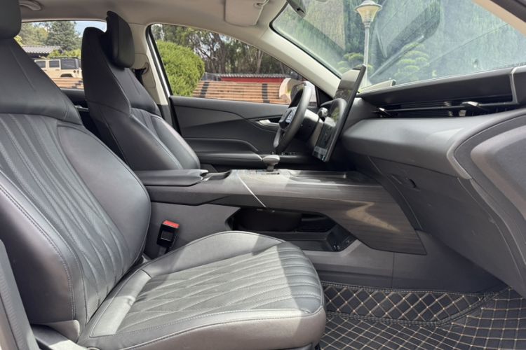 Used CHANGAN Eado DD 2023 Blue Whale NE 1.5T GDI DCT Navigation Model Right Front Seat