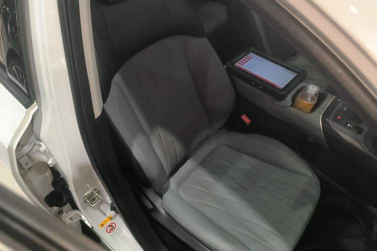 Used CHANGAN Eado DD 2023 Blue Whale NE 1.5T GDI DCT Navigation Model Right Front Seat