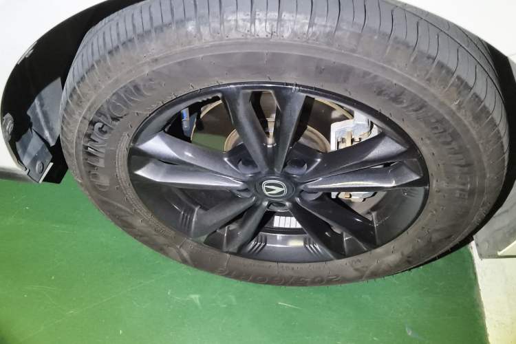 Used CHANGAN Eado DD 2023 Blue Whale NE 1.5T GDI DCT Luxury Edition Right Front Wheel Hub
