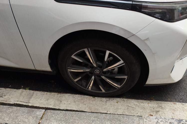 Used CHANGAN Eado DD 2023 Blue Whale NE 1.5T GDI DCT Navigation Model Right Front Wheel Hub