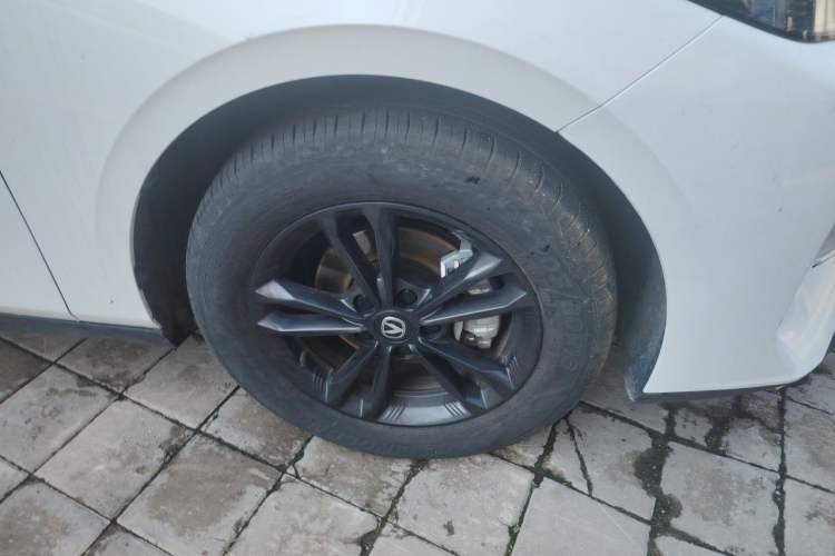 Used CHANGAN Eado DD 2023 Blue Whale NE 1.5T GDI DCT Prestige Model Right Front Wheel Hub
