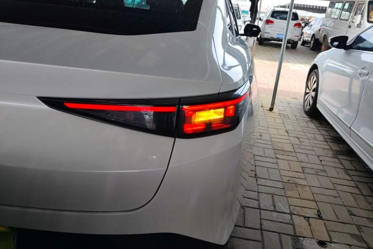 Used CHANGAN Eado DD 2023 Blue Whale NE 1.5T GDI DCT Luxury Edition Right Rear Taillight
