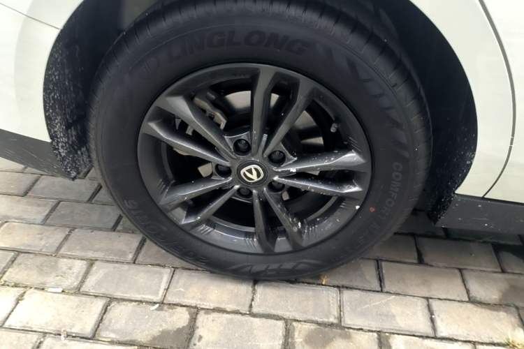 Used CHANGAN Eado DD 2023 Blue Whale NE 1.5T GDI DCT Luxury Edition Right Rear Wheel Hub