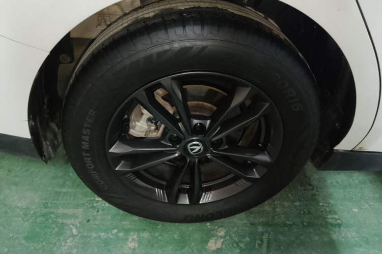 Used CHANGAN Eado DD 2023 Blue Whale NE 1.5T GDI DCT Enjoy Edition Right Rear Wheel Hub