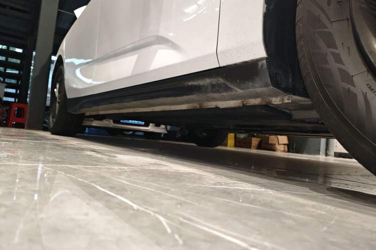 Used CHANGAN Eado DD 2023 Blue Whale NE 1.5T GDI DCT Prestige Model Right Side Sill