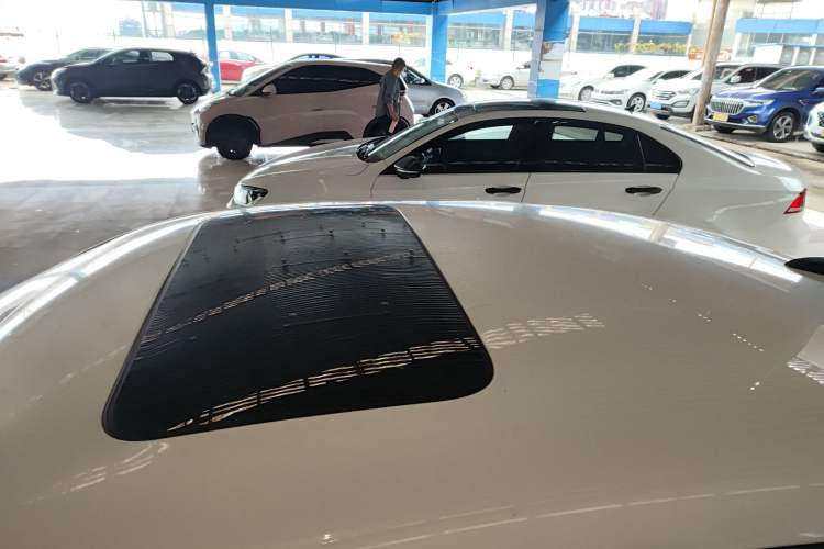 Used CHANGAN Eado DD 2023 Blue Whale NE 1.5T GDI DCT Luxury Edition Roof