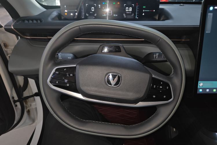 Used CHANGAN Eado DD 2023 Blue Whale NE 1.5T GDI DCT Navigation Model Steering Wheel