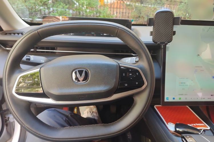 Used CHANGAN Eado DD 2023 Blue Whale NE 1.5T GDI DCT Prestige Model Steering Wheel