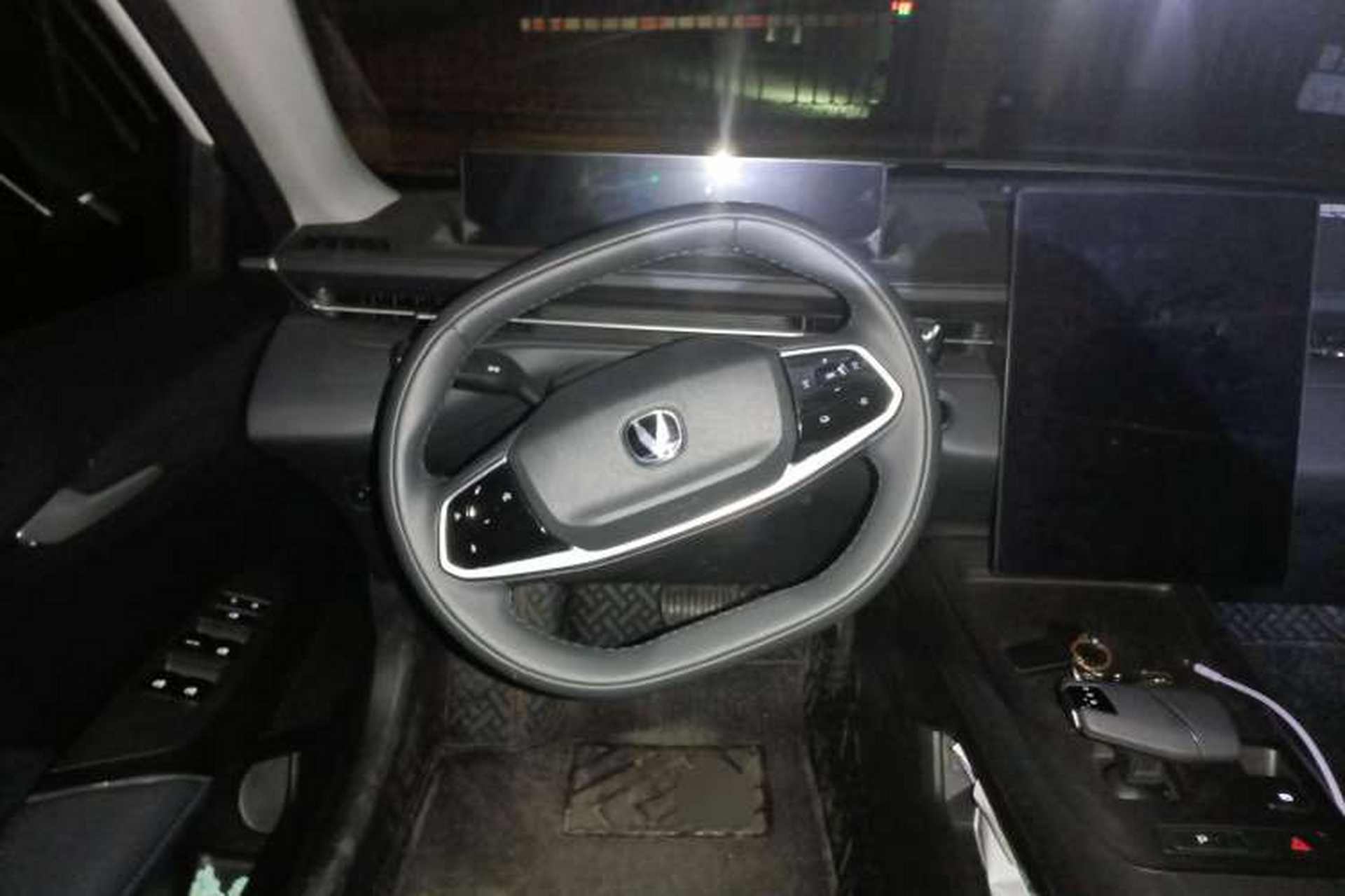 Used CHANGAN Eado DD 2023 Blue Whale NE 1.5T GDI DCT Luxury Edition Steering Wheel