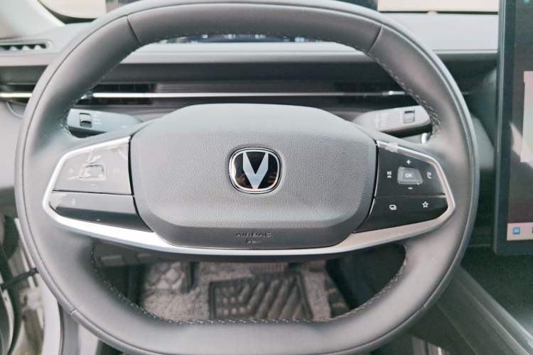 Used CHANGAN Eado DD 2023 Blue Whale NE 1.5T GDI DCT Luxury Edition Steering Wheel