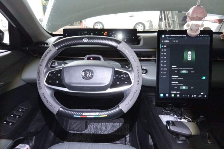 Used CHANGAN Eado DD 2023 Blue Whale NE 1.5T GDI DCT Navigation Model Steering Wheel