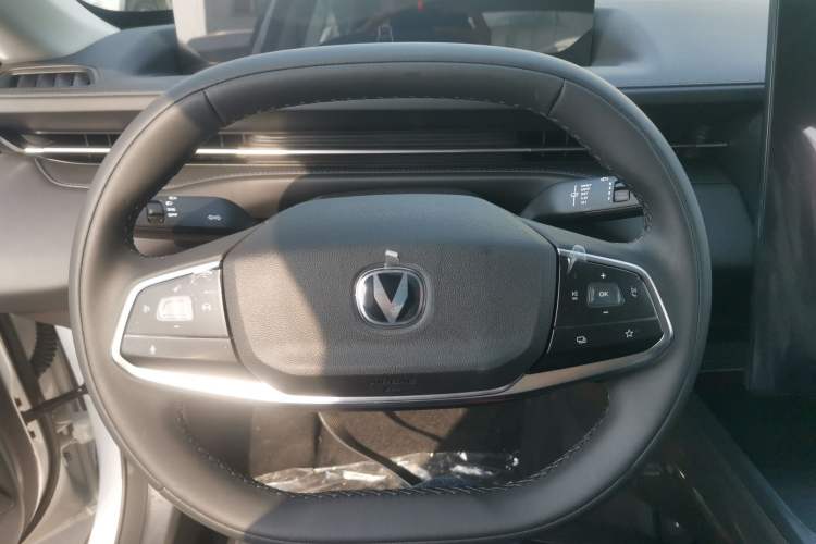 Used CHANGAN Eado DD 2023 Blue Whale NE 1.5T GDI DCT Luxury Edition Steering Wheel