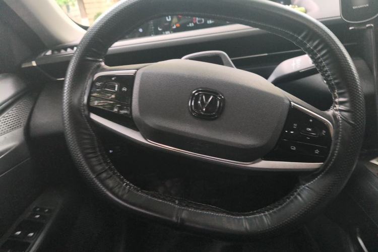 Used CHANGAN Eado DD 2023 Blue Whale NE 1.5T GDI DCT Navigation Model Steering Wheel