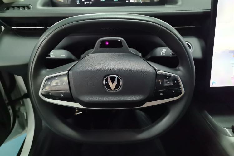 Used CHANGAN Eado DD 2023 Blue Whale NE 1.5T GDI DCT Navigation Model Steering Wheel